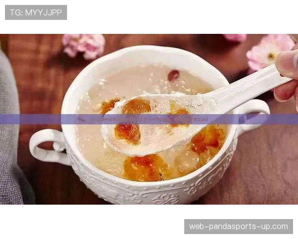 守门员犯规判罚标准及比赛中常见误区解析