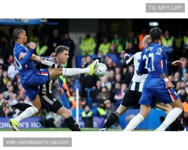 切尔西进攻层次缺乏表现受限，当前阶段锋线组织能力面临考验